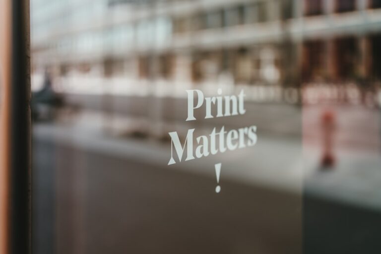 Print Matters ! door vinyl image